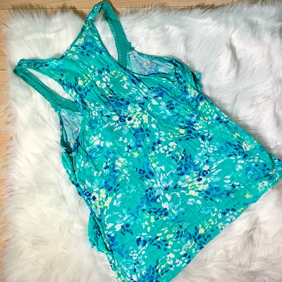 Tiered Floral Tank Top - Picture 3 of 3